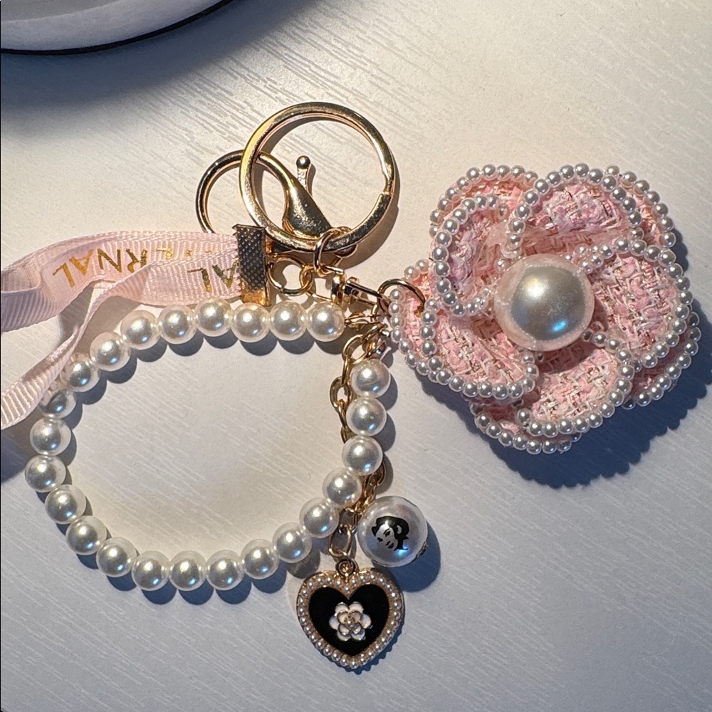 Pink Pearl Flower Keychain